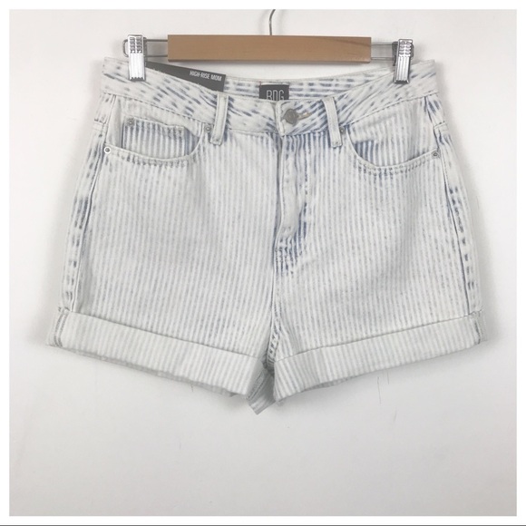 Urban Outfitters BDG High Rise Mom Denim Shorts in Faded Stripe Size 29 - Picture 6 of 11